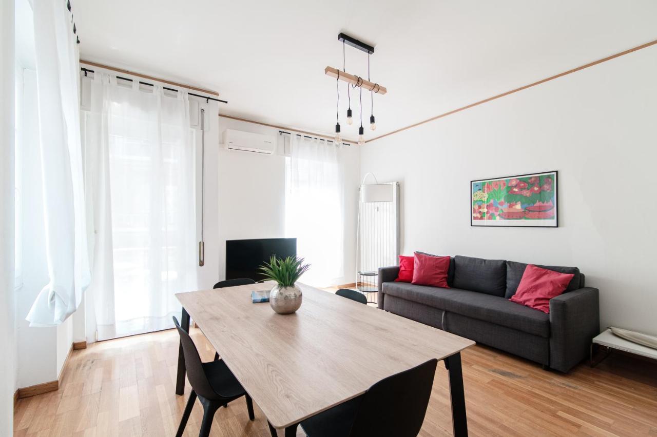 Suite Duomo View 47 Όπως Εξωτερικό φωτογραφία